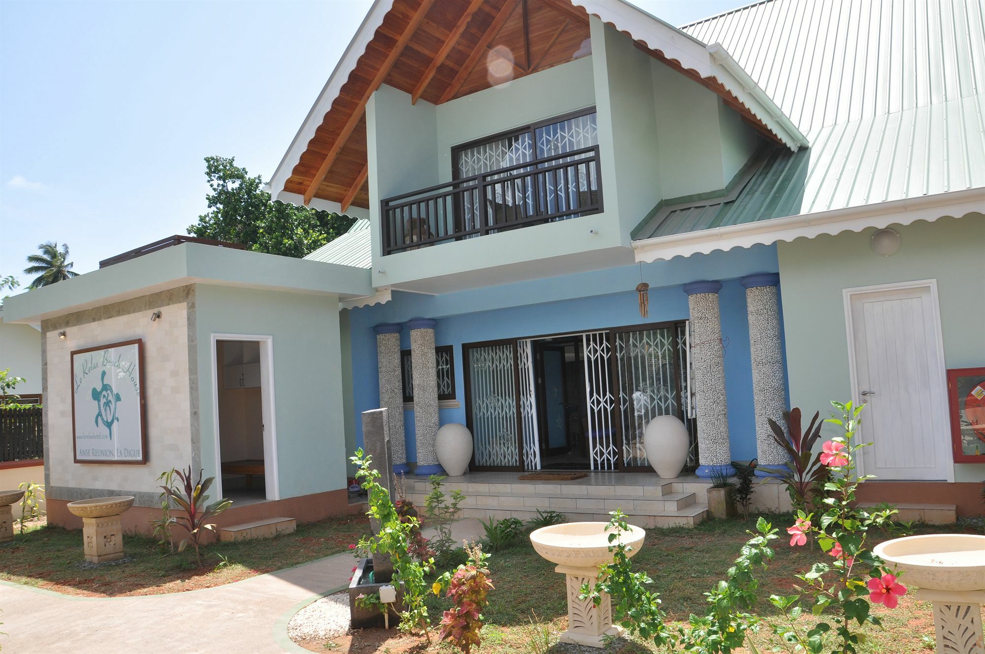 Le Relax Beach House La Digue Exterior photo